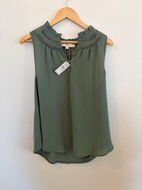 NWT LOFT Sleeveless Ruffle Neck Shell Top in Sage Green
